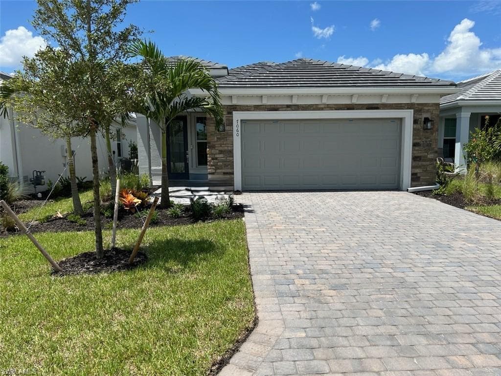 7060 Chapel Creek LN NORTH FORT MYERS, FL 33917