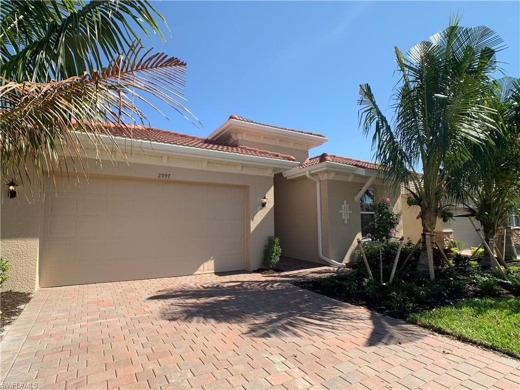 2997 Birchin LN FORT MYERS, FL 33916