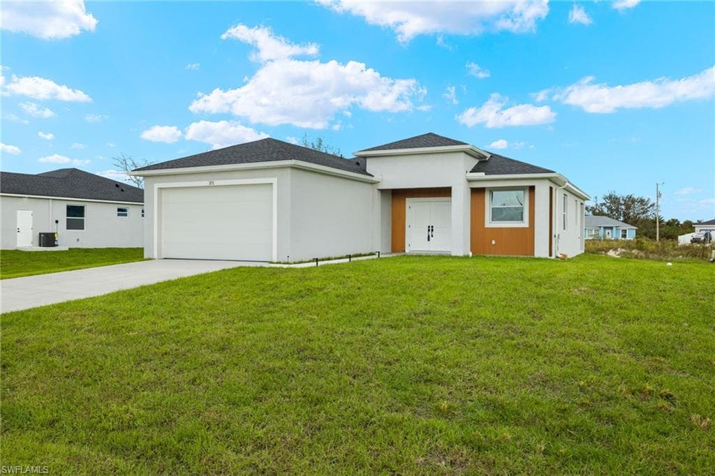 365 Pinehurst AVE LEHIGH ACRES, FL 33974