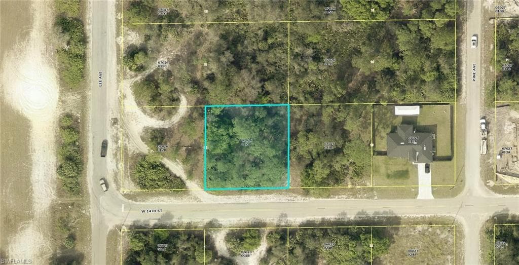2104 W 14th ST LEHIGH ACRES, FL 33972