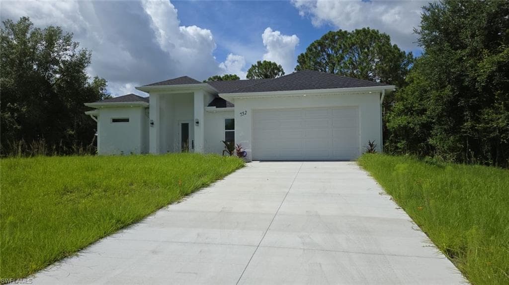 752 Long Lines LN LEHIGH ACRES, FL 33974