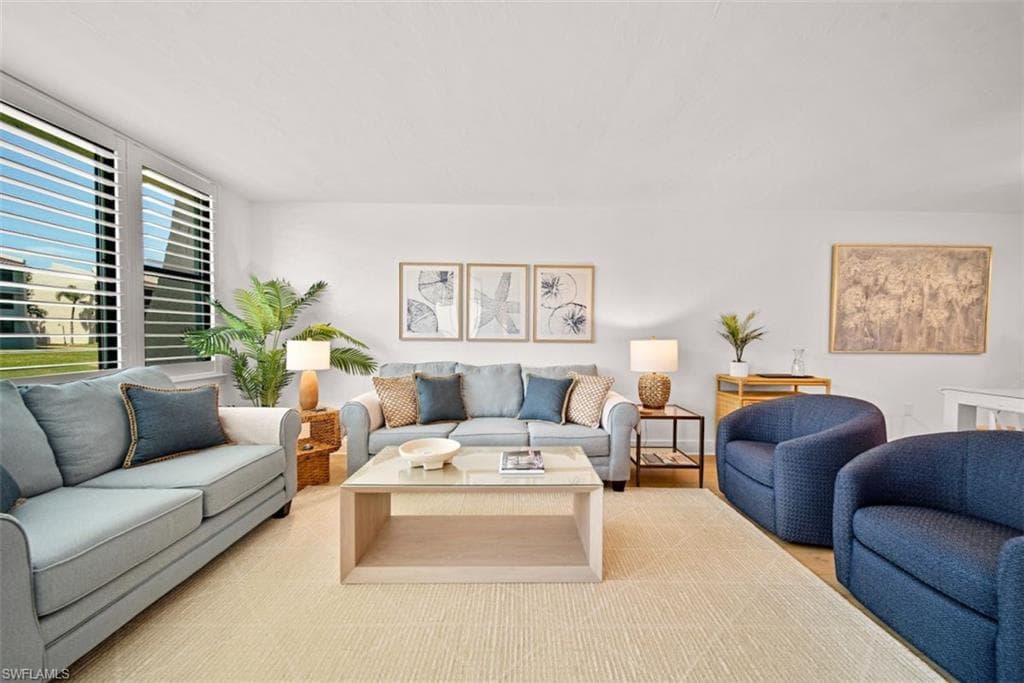979 E Gulf DR D401 SANIBEL, FL 33957
