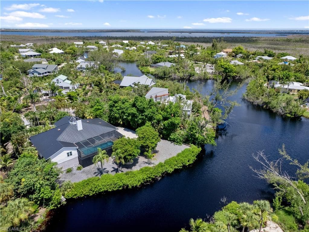 9439 Cotten CT SANIBEL, FL 33957