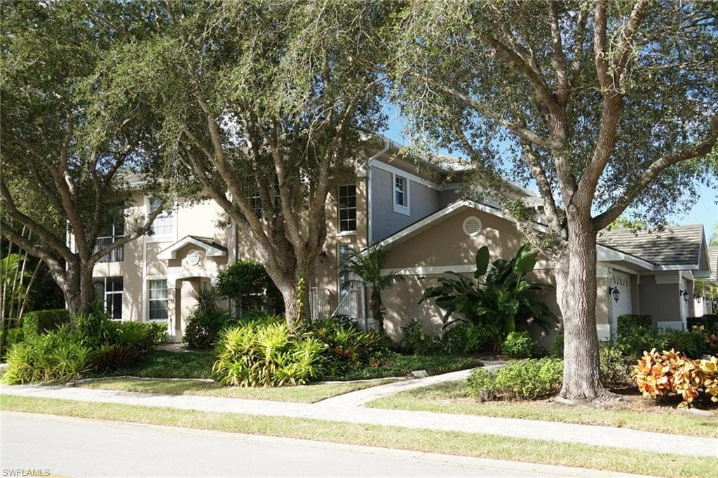 5010 Marina Cove DR 101 NAPLES, FL 34112