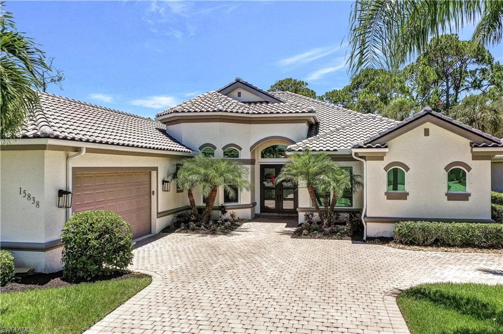 15838 DELASOL LN NAPLES, FL 34110
