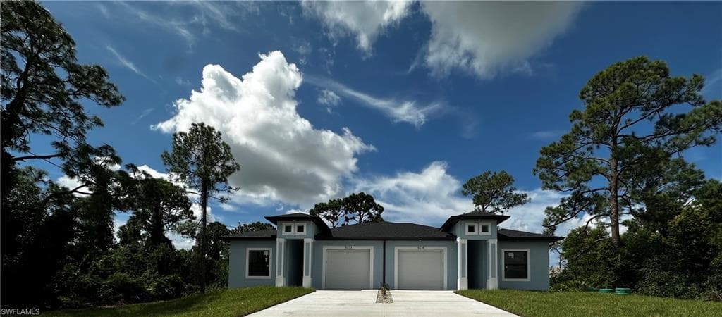 5233/5235 26th ST SW LEHIGH ACRES, FL 33973