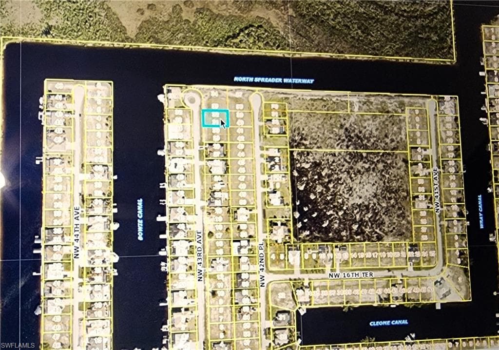 1725 NW 43rd AVE CAPE CORAL, FL 33993