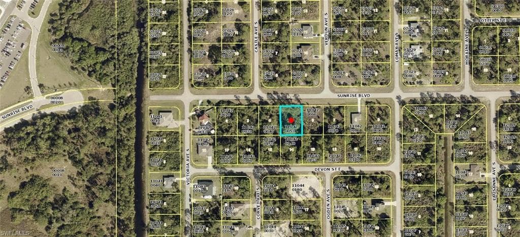 712 Sunrise BLVD LEHIGH ACRES, FL 33974