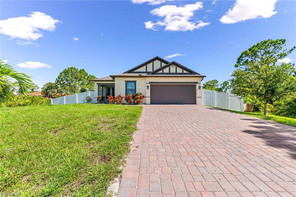 114 Paxton ST LEHIGH ACRES, FL 33974