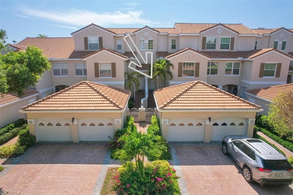 8355 Excalibur CIR L5 NAPLES, FL 34108
