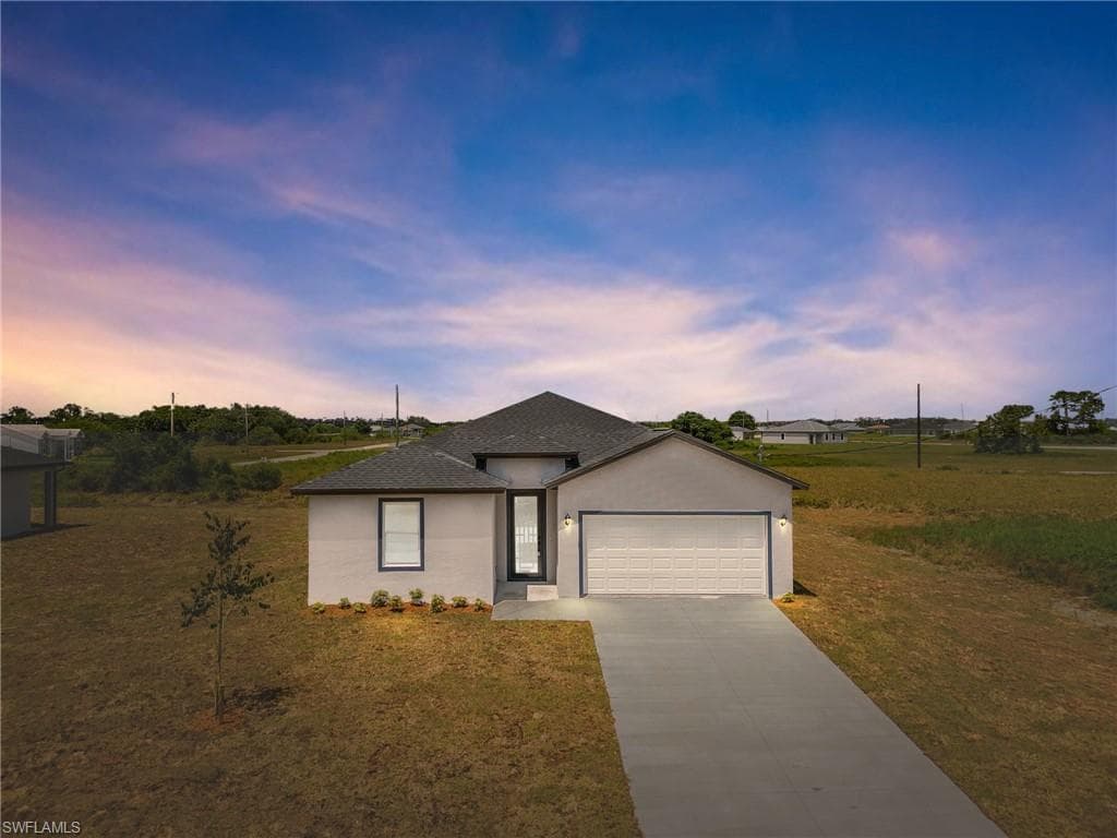9040 Bamboo CIR LABELLE, FL 33935