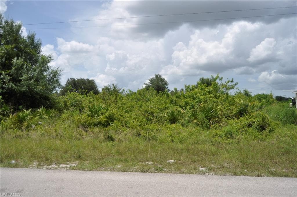 3006 13th ST SW LEHIGH ACRES, FL 33976