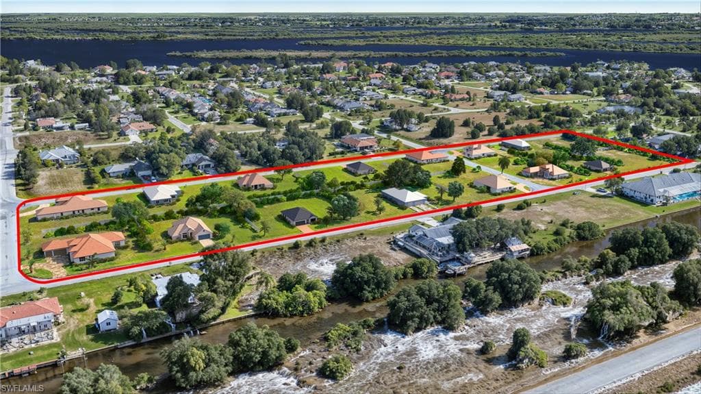 27011 Omni LN PUNTA GORDA, FL 33983
