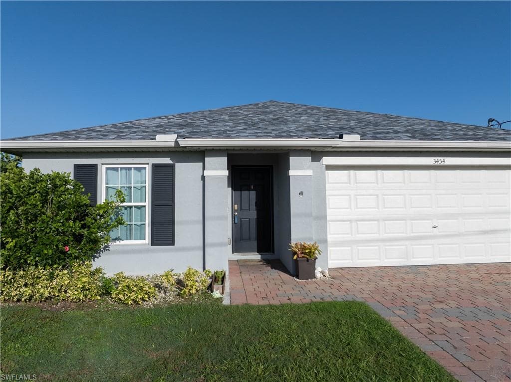 3454 NE 10th PL CAPE CORAL, FL 33909