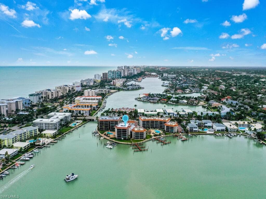 222 Harbour DR 601 NAPLES, FL 34103