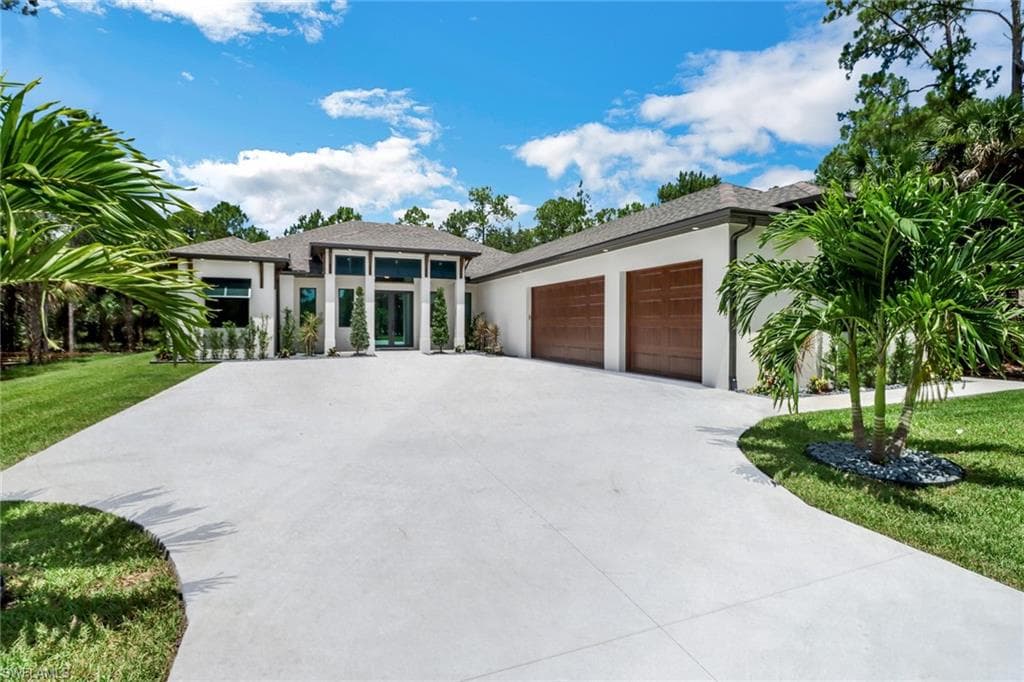 167 9th ST SW NAPLES, FL 34117