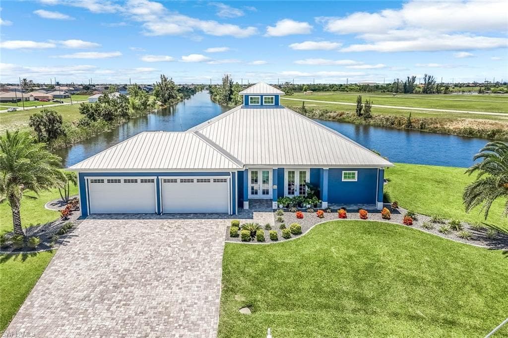 912 NW 30th ST CAPE CORAL, FL 33993
