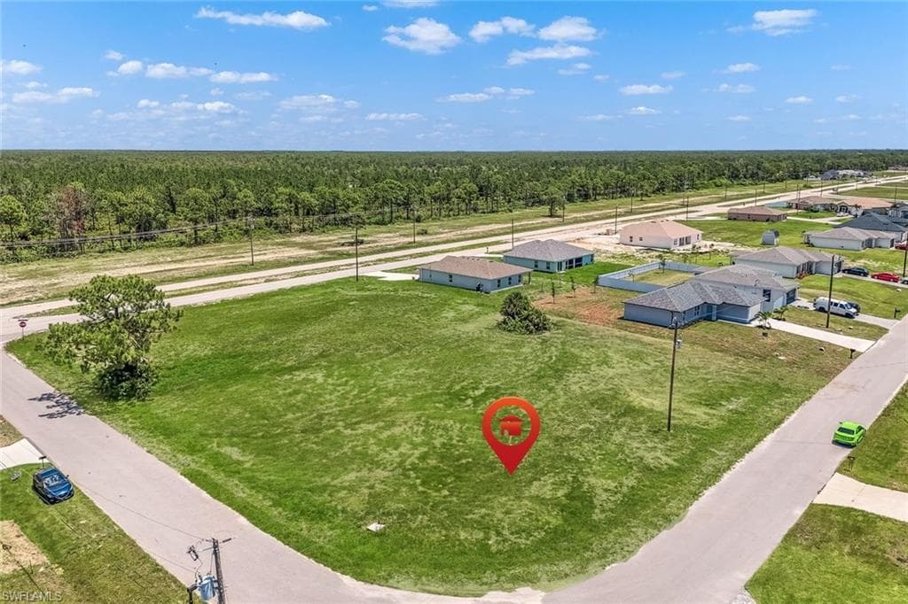 909 NW 30th ST CAPE CORAL, FL 33993