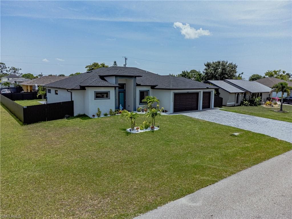 1001 SW 11th AVE CAPE CORAL, FL 33991