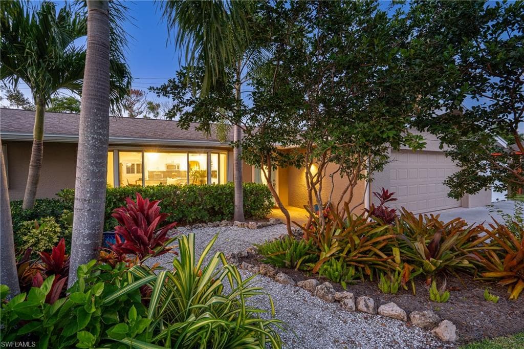 6219 Saint Andrews CIR N FORT MYERS, FL 33919