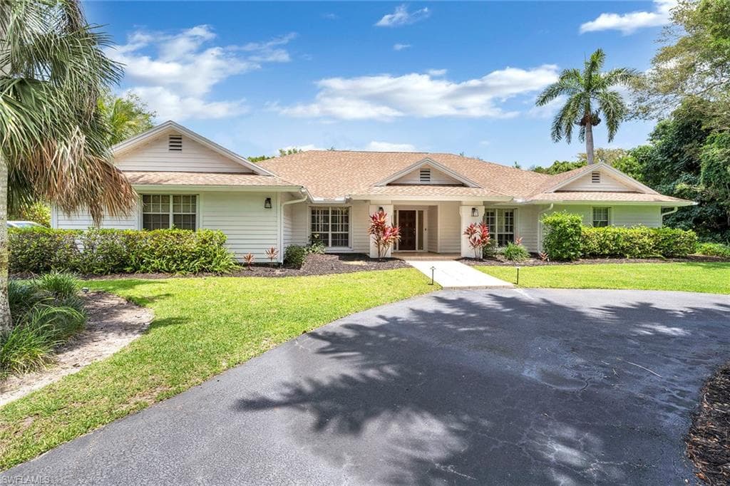600 Ridge DR NAPLES, FL 34108
