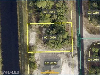 510 Empire AVE S LEHIGH ACRES, FL 33974