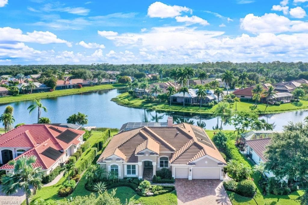 11124 PHOENIX WAY NAPLES, FL 34119