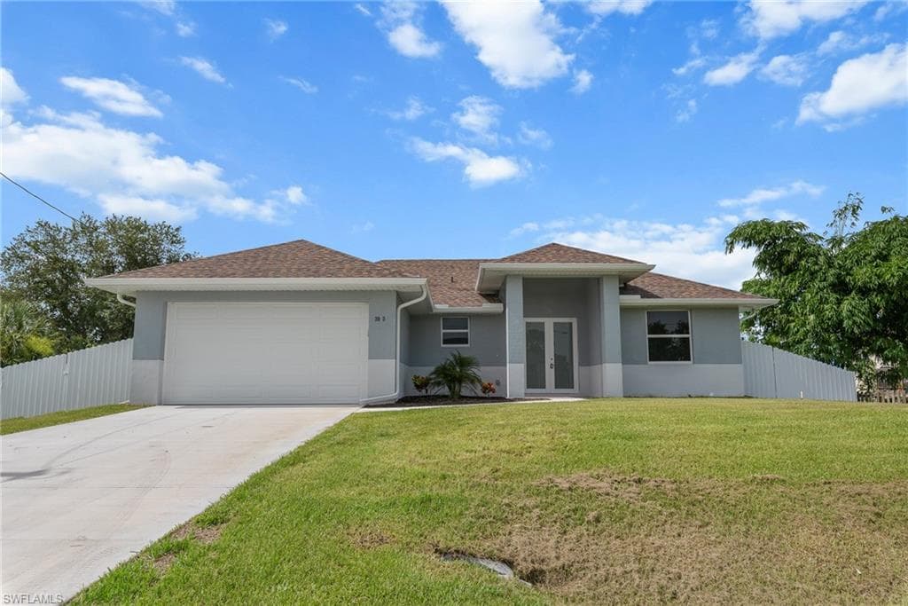 3903 21st ST SW LEHIGH ACRES, FL 33976