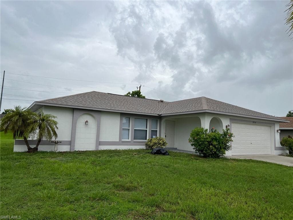 3514 SE Santa Barbara PL CAPE CORAL, FL 33904