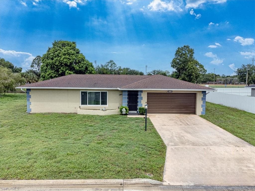 234 Ground Dove CIR LEHIGH ACRES, FL 33936