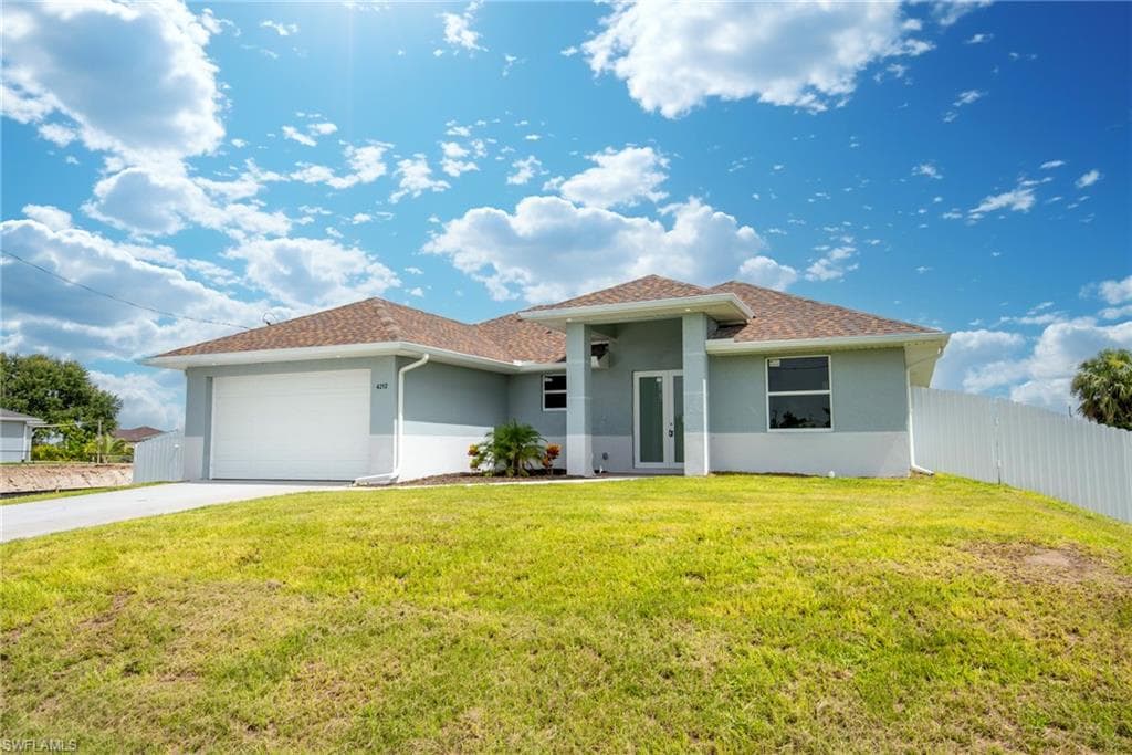 4212 30th ST SW LEHIGH ACRES, FL 33976