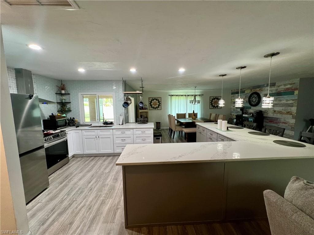 419 Robert AVE LEHIGH ACRES, FL 33936