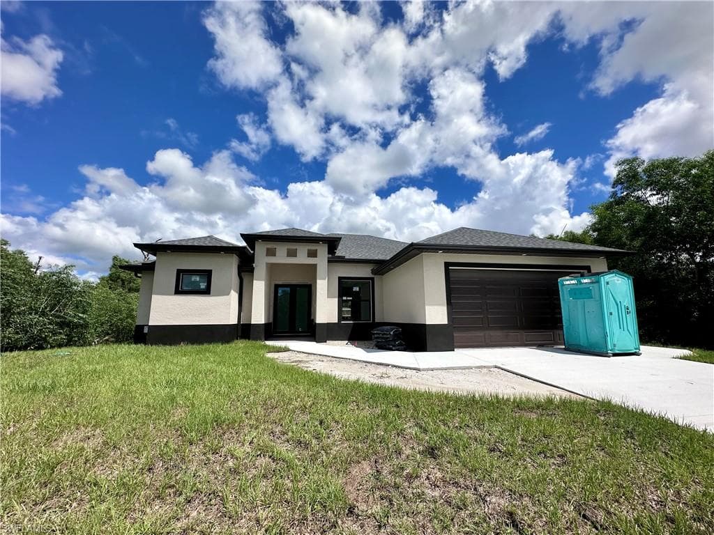 3406 31st ST W LEHIGH ACRES, FL 33971
