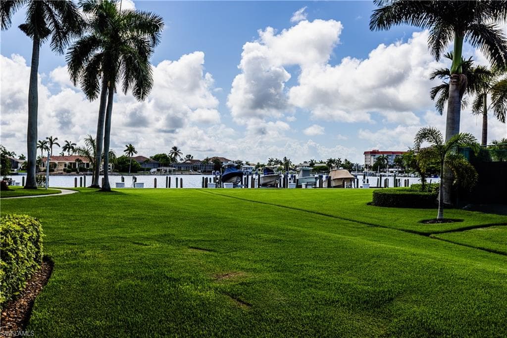 591 Seaview CT A108 MARCO ISLAND, FL 34145