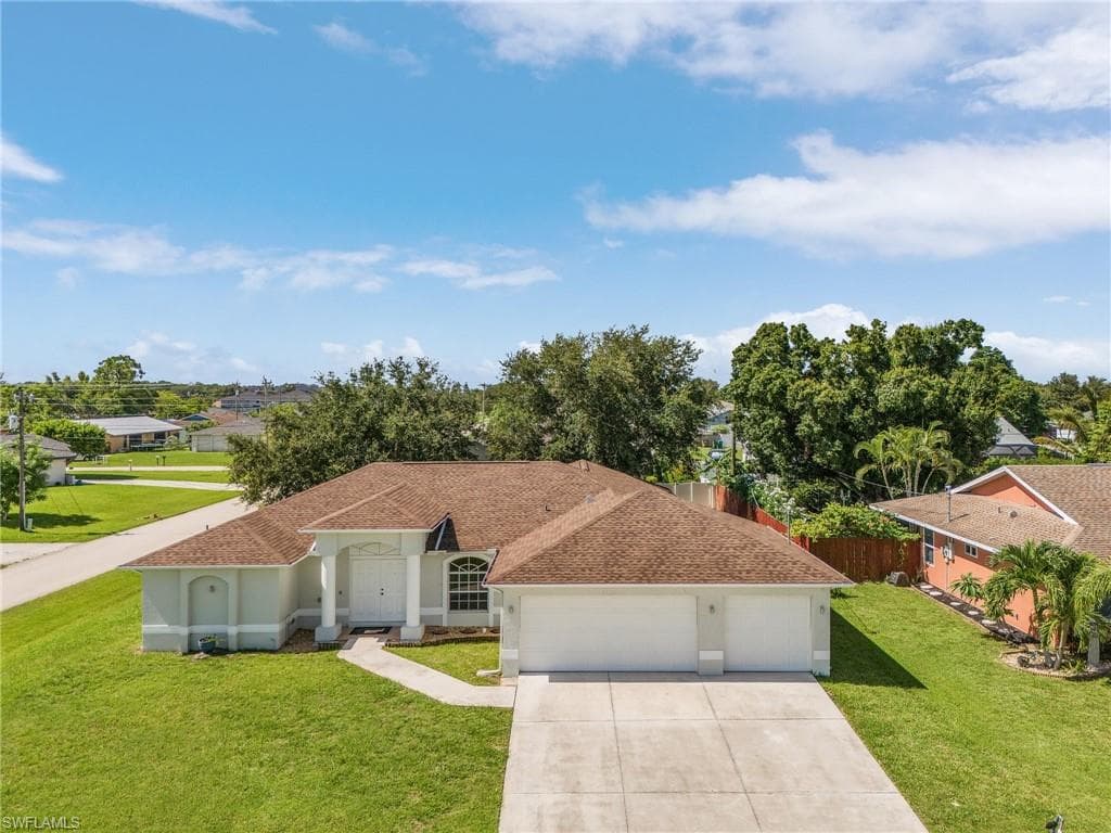 2222 SE 6th ST CAPE CORAL, FL 33990