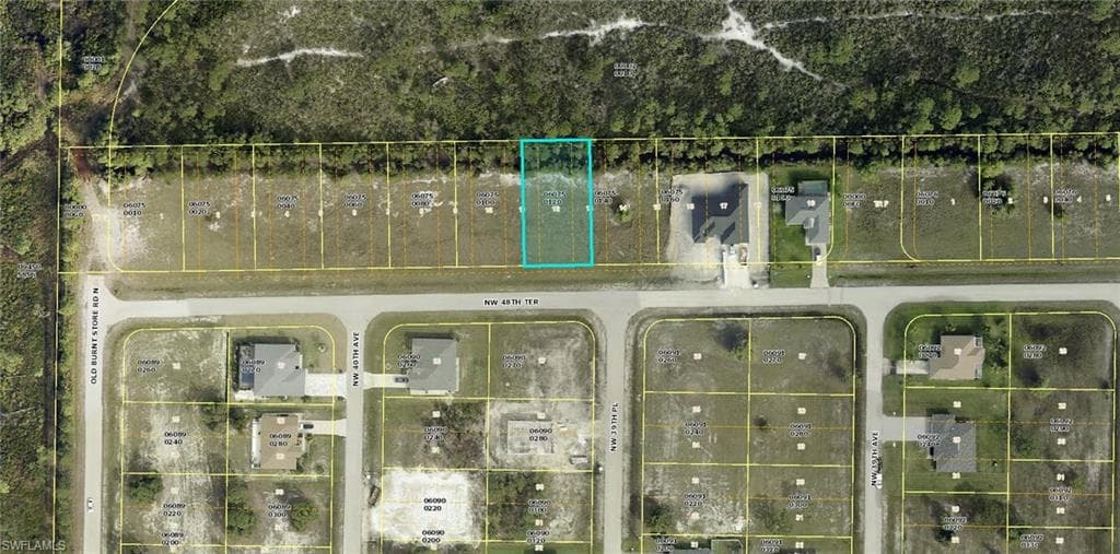 3915 NW 48th TER CAPE CORAL, FL 33993