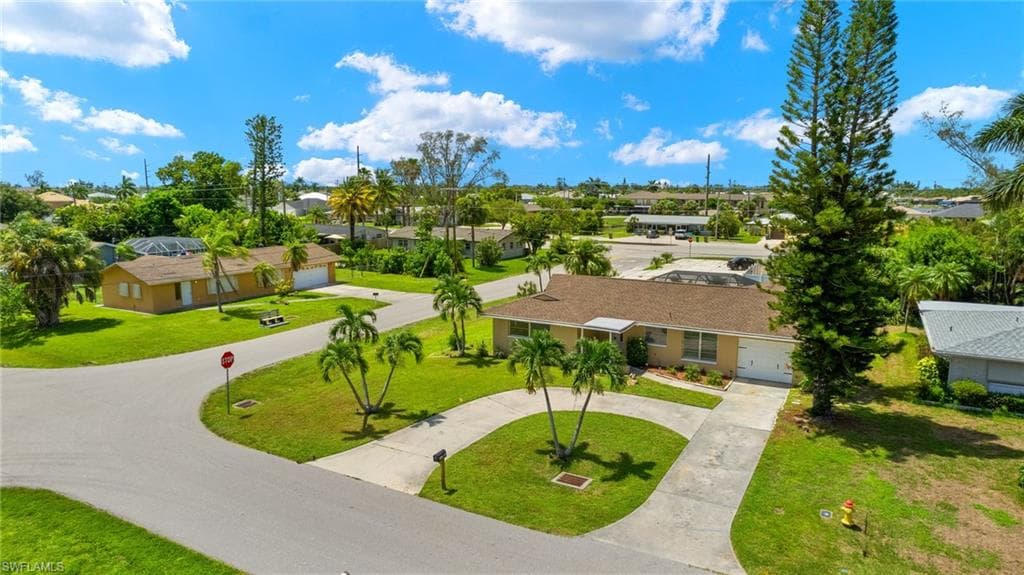 163 SW 48th TER CAPE CORAL, FL 33914