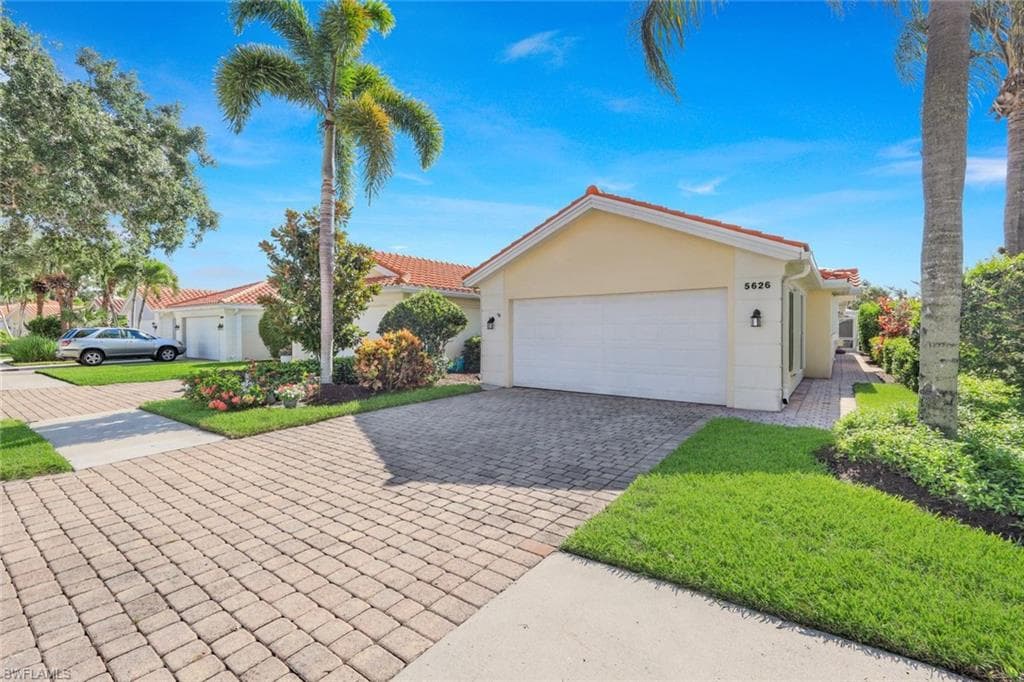 5626 Eleuthera WAY NAPLES, FL 34119