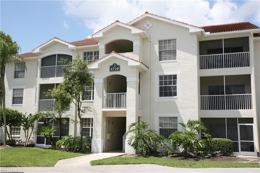 4710 Saint Croix LN 234 NAPLES, FL 34109