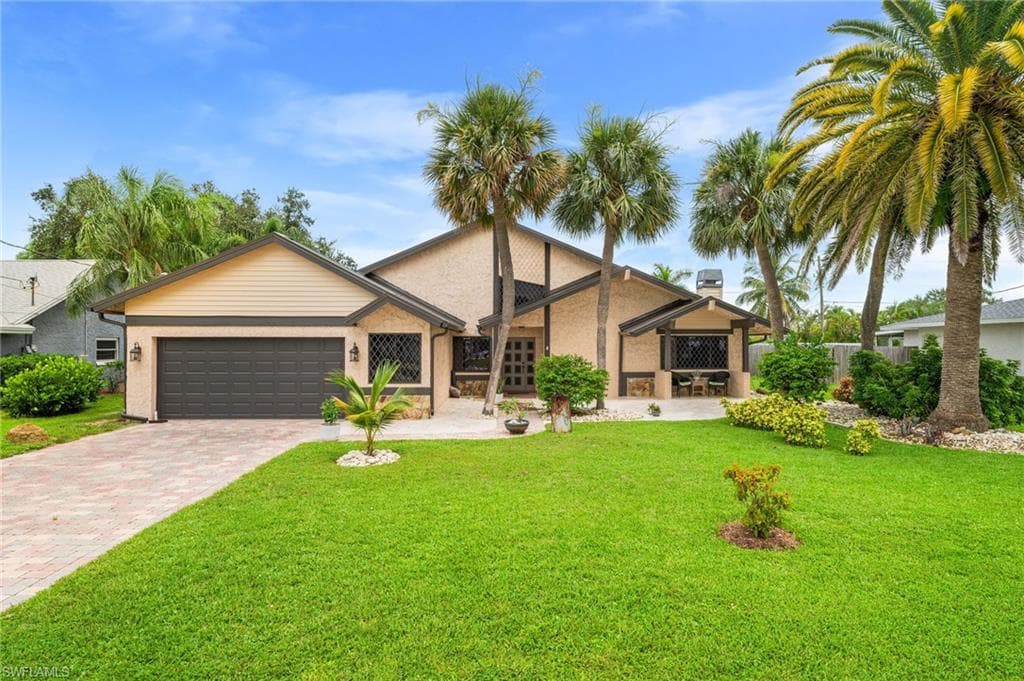 1621 Viscaya PKWY CAPE CORAL, FL 33990