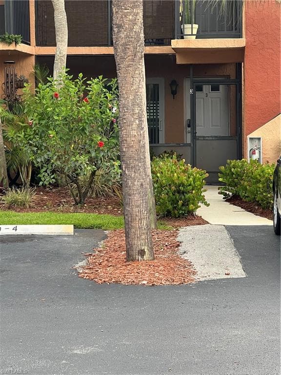 4090 Looking Glass LN 2911 NAPLES, FL 34112