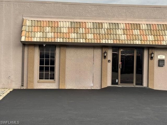 921 SE 15th AVE CAPE CORAL, FL 33990