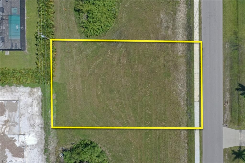 506 SW 28th AVE CAPE CORAL, FL 33991