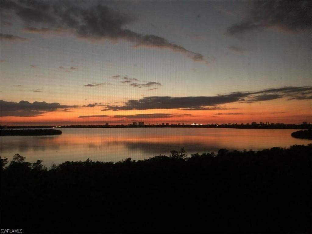 201 Vintage Bay DR B-26 MARCO ISLAND, FL 34145