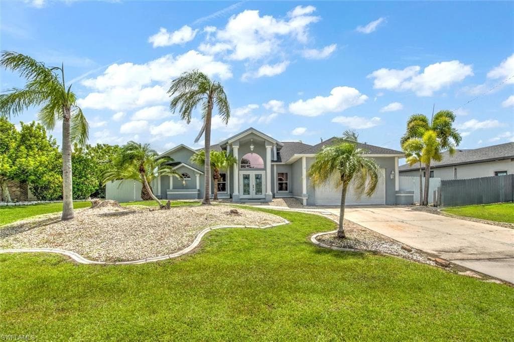 621 SW 9th AVE CAPE CORAL, FL 33991