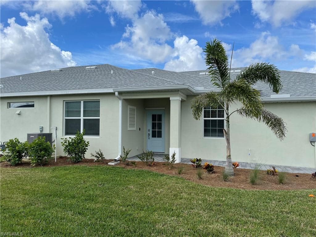 17693 Woodland CT PUNTA GORDA, FL 33982