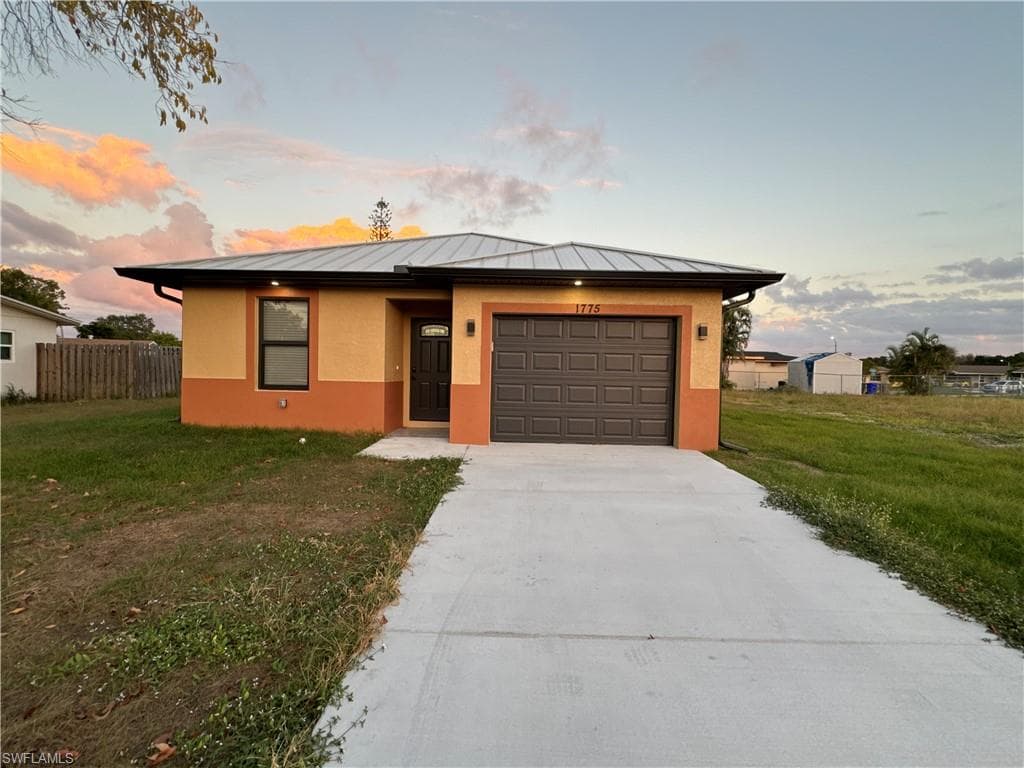 2197 Mitchell CT FORT MYERS, FL 33916