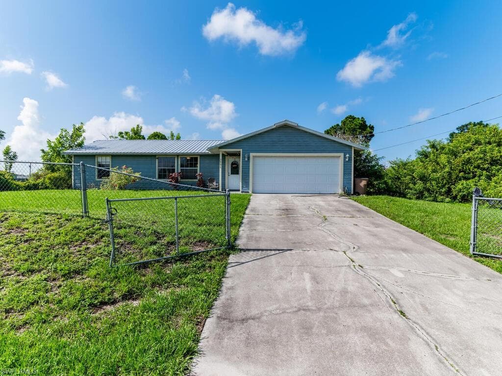 3701 12th ST SW LEHIGH ACRES, FL 33976