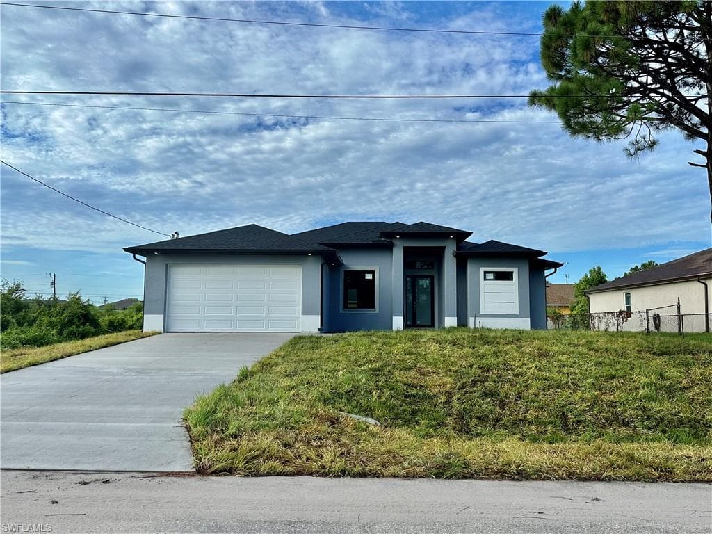 3111 4th ST SW LEHIGH ACRES, FL 33976