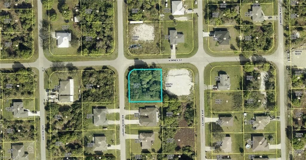 6040 Laurelwood DR FORT MYERS, FL 33905